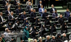 مراسم سوگند نمایندگان دوازدهمین دوره مجلس شورای ...